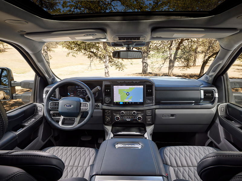 2023 Ford Super Duty - cockpit